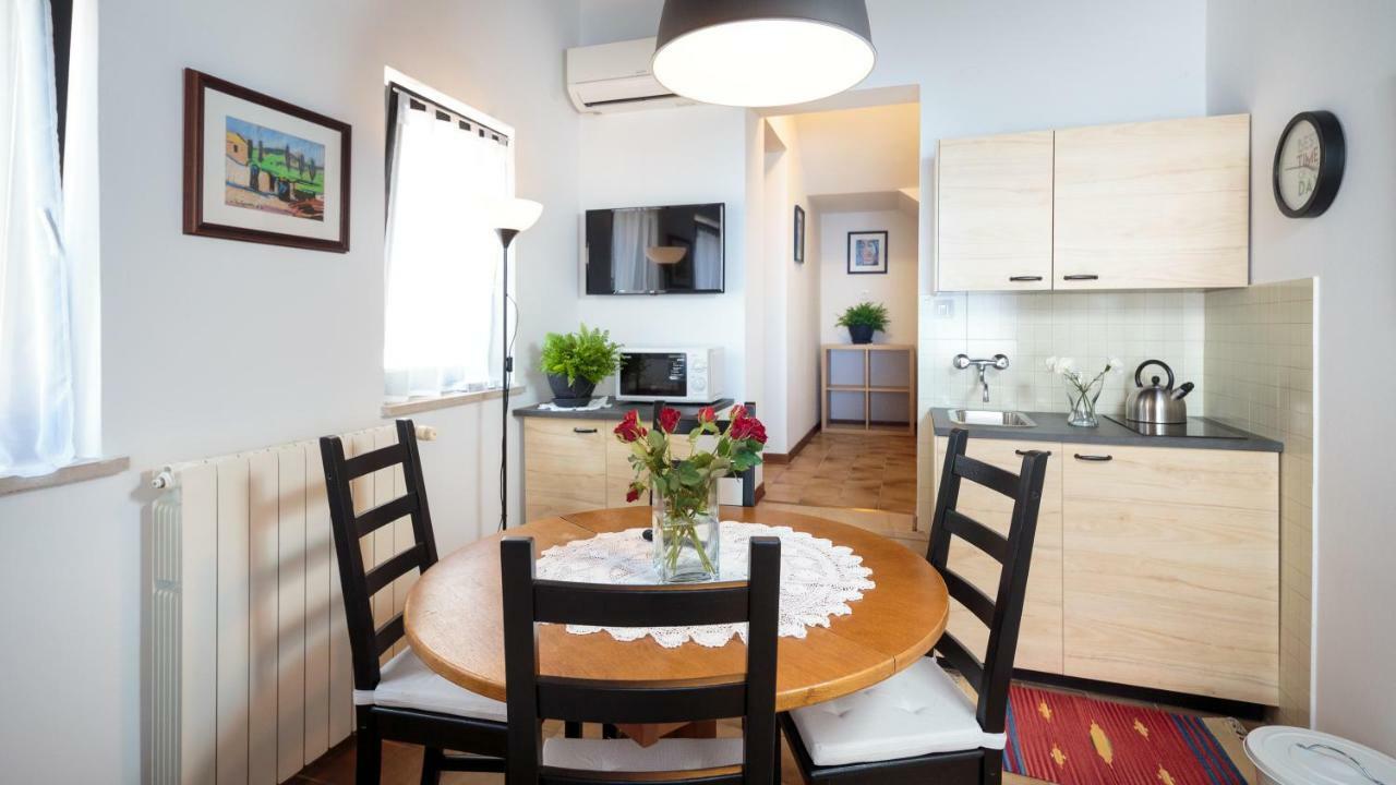 Apartments C52 Rovinj Exterior photo